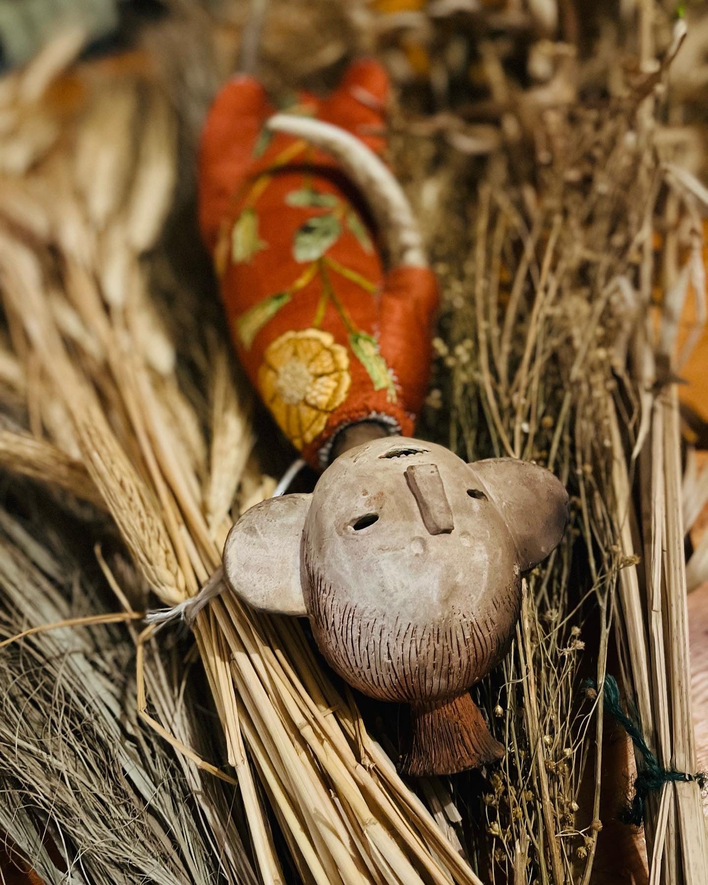 Antique Silk Smoke Fired Poppet